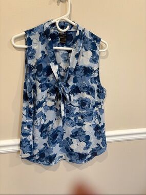 Ann Taylor Sleeveless Blue Floral Tie-Neck Blouse